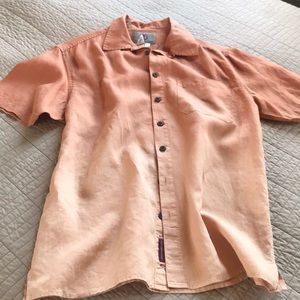 Men’s two toned shirt. Territory Ahead